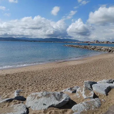 Cosy En Bord De - Port Santia Lucia St Raphael דירה *